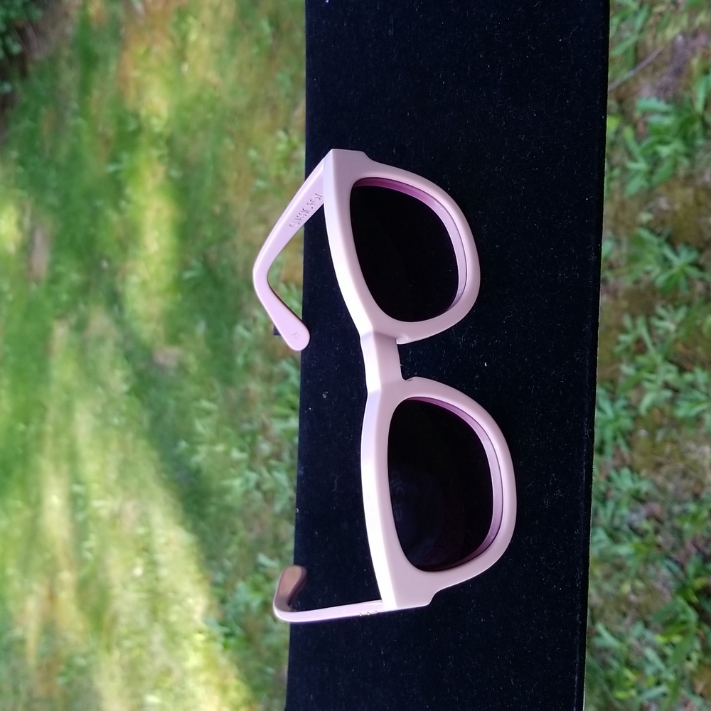 WILDFOX SUNGLASSES